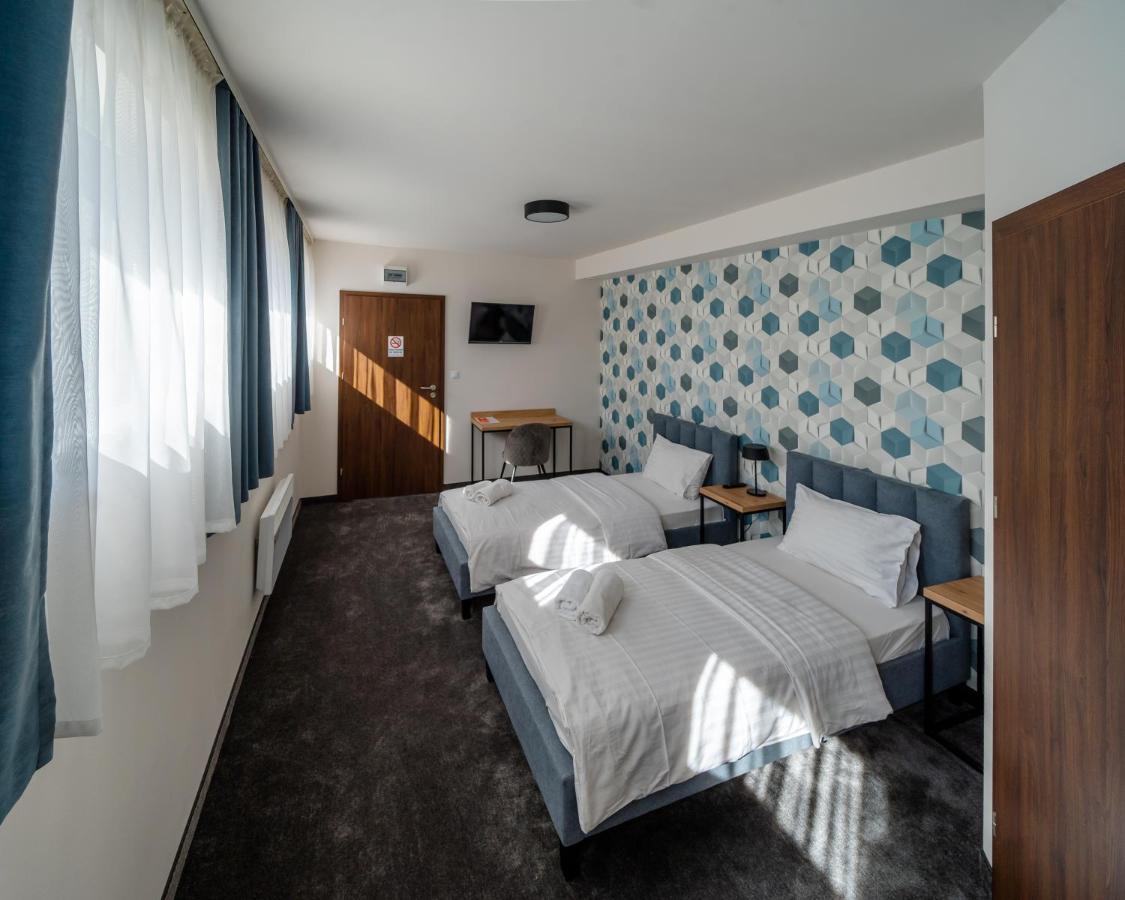 Kelman Inn Global Нова-Суль Экстерьер фото